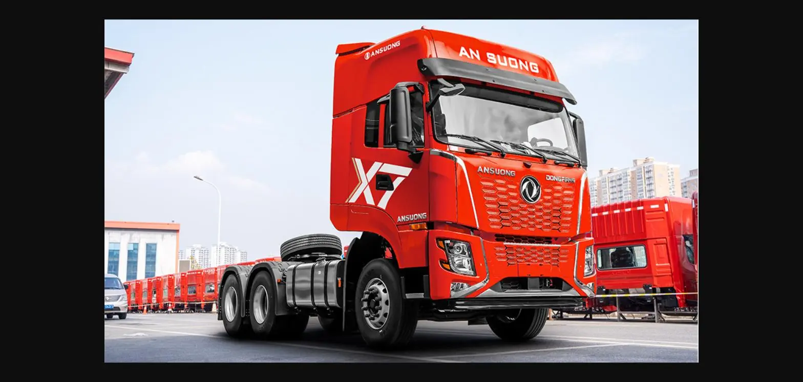 Dongfeng X7 Yuchai 385HP - Đầu Kéo Nhập Khẩu