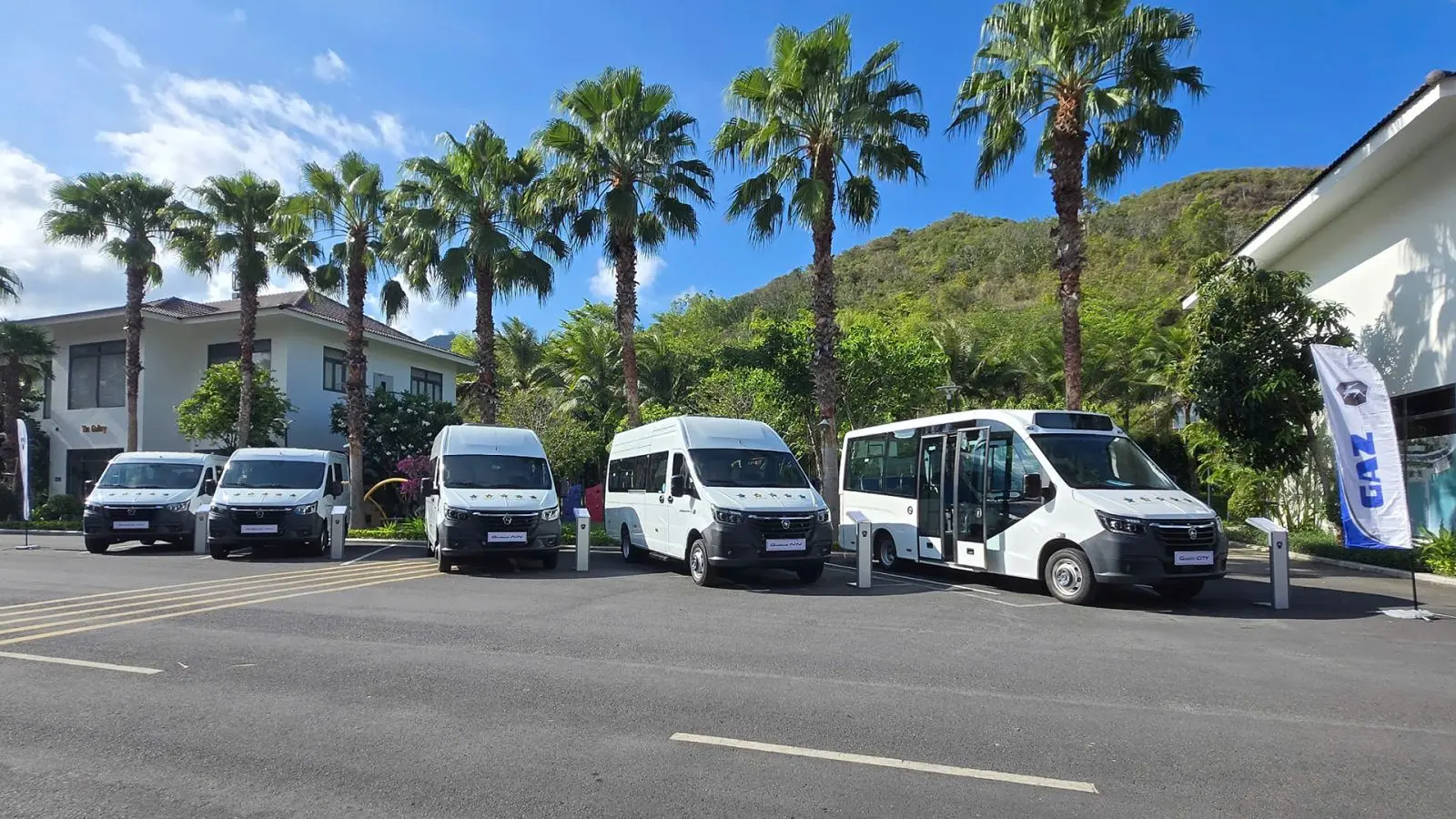 doanh nghiệp tour chủ động xe đưa đón 