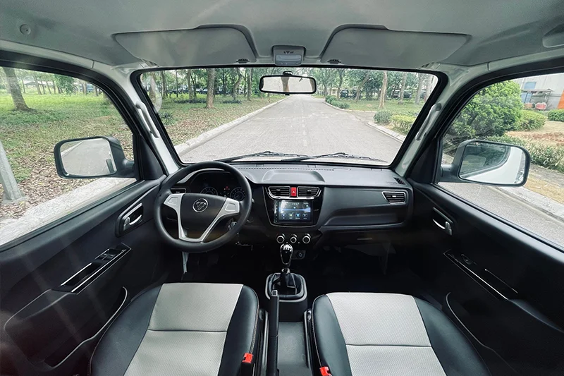 nội thất xe foton t25