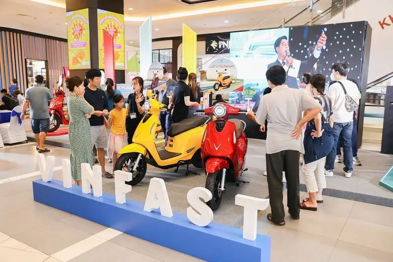 96% &ocirc; t&ocirc; xăng dầu sẽ bị khai tử năm 2030 